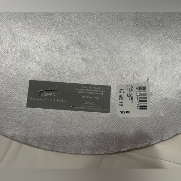 Set of 3 Aman Beaded Placemats 15” round - Picture 4 of 4